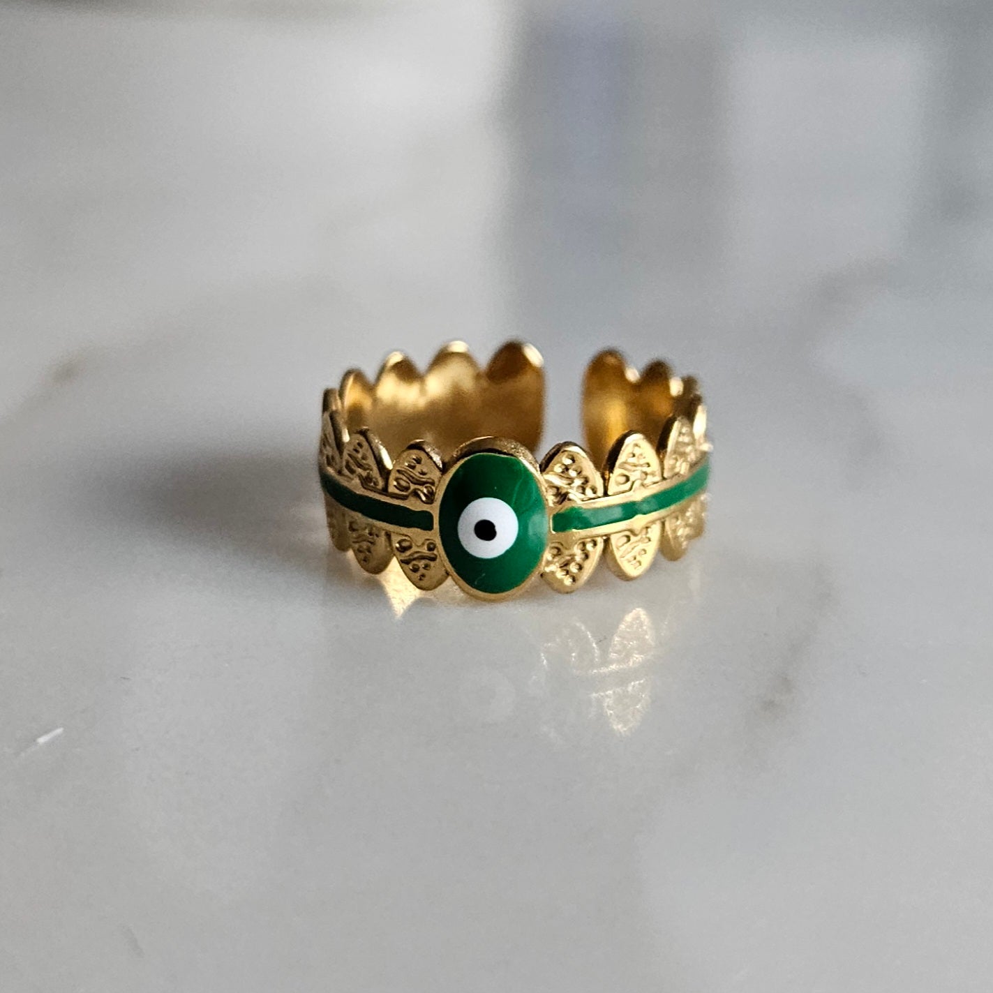 Le Regard Protecteur (Bague Ajustable Dorée) - Pièces uniques