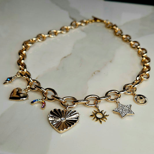 Collier Charm's "Univers Scintillant" Doré avec Fermoir Toggle - Pièce unique